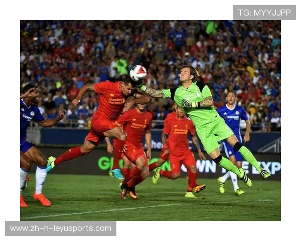 利物浦快速反击成型，边路推进极具速度