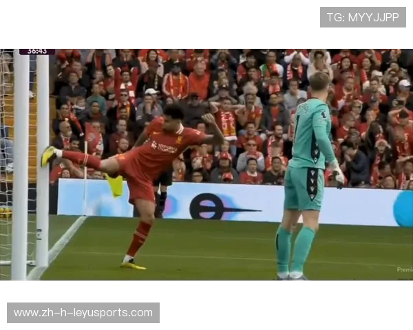 利物浦门将神扑+长传助攻制造反击进球