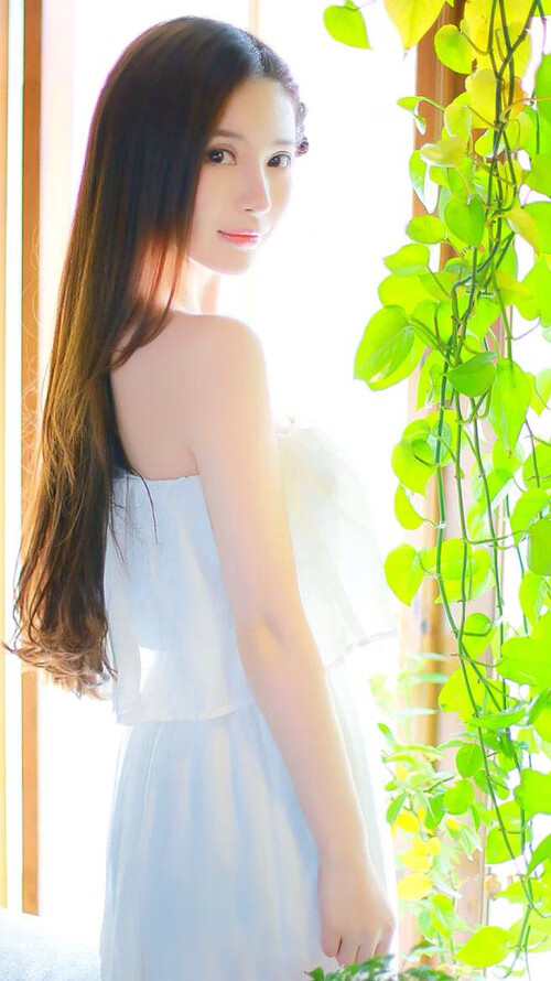 leyu乐鱼-足坛天价合同再现，球员年薪刷新纪录，足坛球员年薪排行